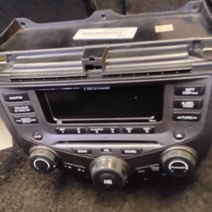 2004-2007 HONDA ACCORD Audio Equipment Radio Fits AM-FM-6 CD 6 Disc 120 Watt
