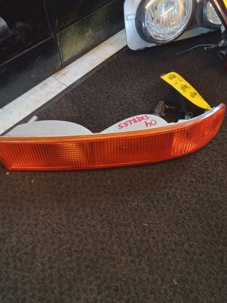 Driver Corner/Park Light Below Headlamps 2003-2019 CHEVROLET EXPRESS 2500 VAN