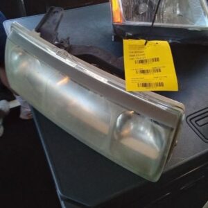 2002-2004 SATURN VUE Passenger Right Side Headlight