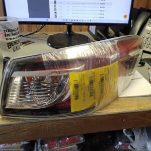 Passenger Tail Light Sedan Quarter Panel Mounted Fits 2010-2013 MAZDA 3