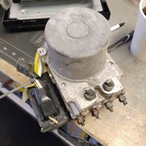 Anti-Lock Brake Part Actuator And Pump Assembly FWD 2015-2016 TOYOTA SIENNA